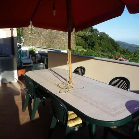 아파트 With Pool And View Sea Terrace